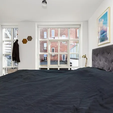 200 M Fra Rutebilstation - Privat Terrasse, Grill Appartement *